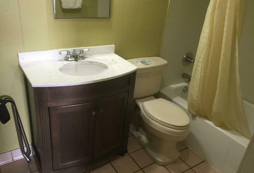 غرفة قياسية, Super 7 Inn