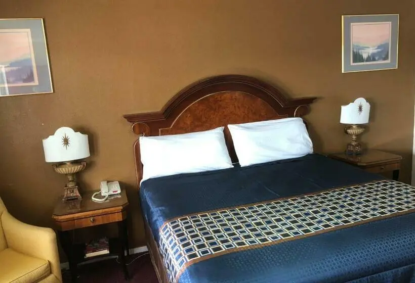 キングサイズベッドのスタンダードルーム, Villa West Inn