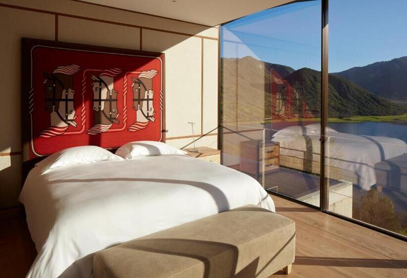 سوییت, Vik Chile