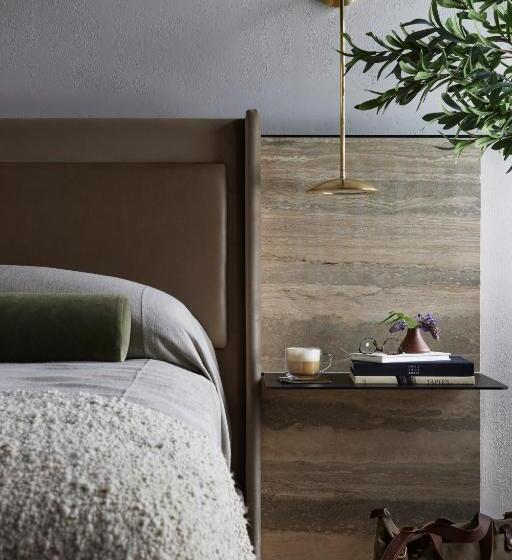 חדר סטנדרט, Rivet House