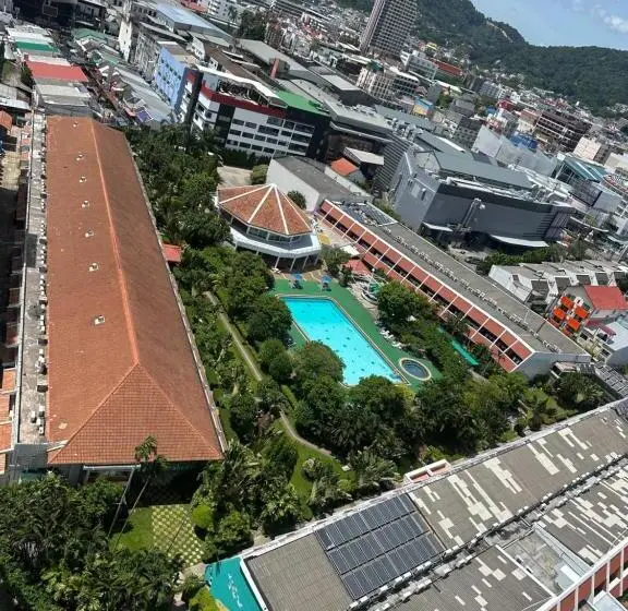 1 Bedroom Apartment Mountain View, Patong Tower Apartments By Pm