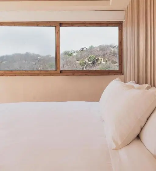 キングサイズベッドのスタンダードルーム, Xeno Hotel Boutique