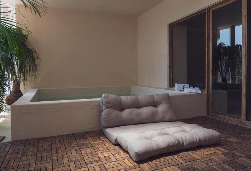 Suite with Pool, Xeno Hotel Boutique