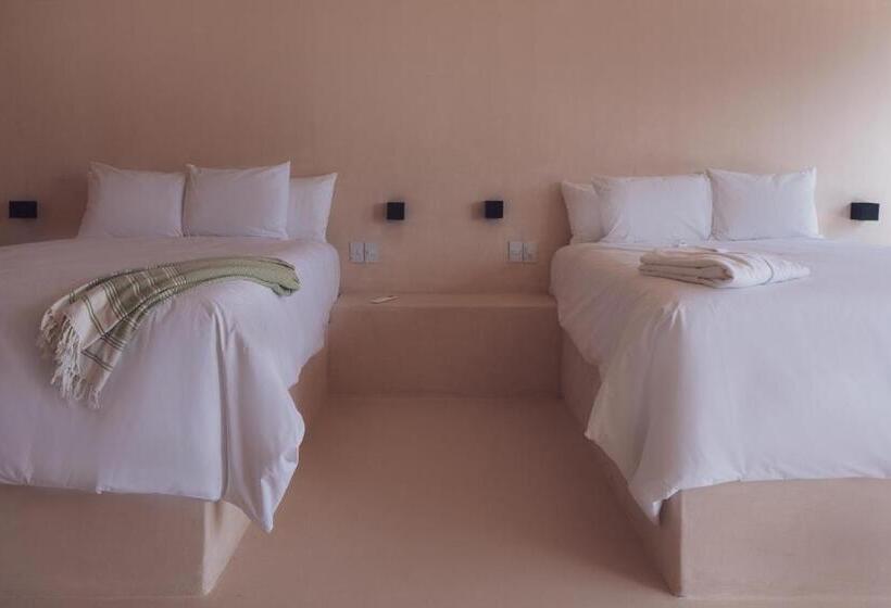 غرفة ديلوكس مطلّة علي البحر, Xeno Hotel Boutique