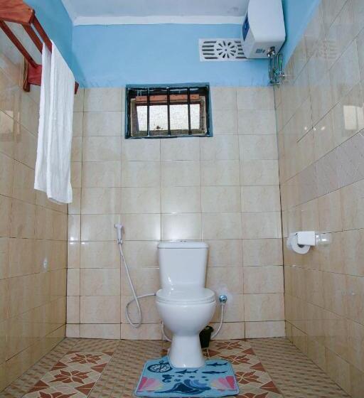 غرفة قياسية فردية, Travellers Home