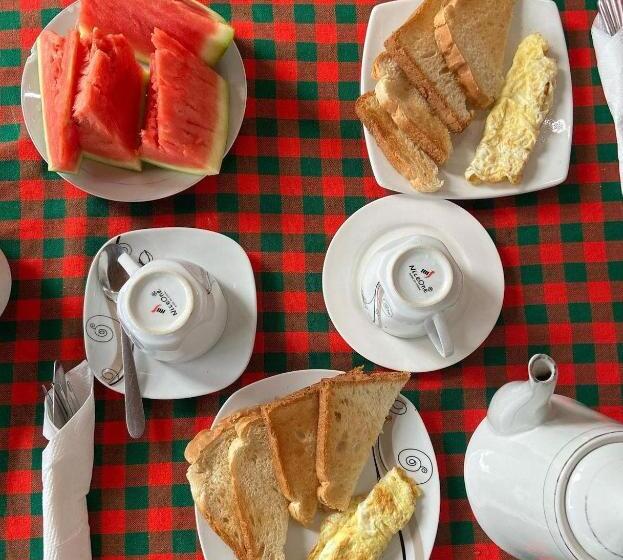 غرفة قياسية, Travellers Home