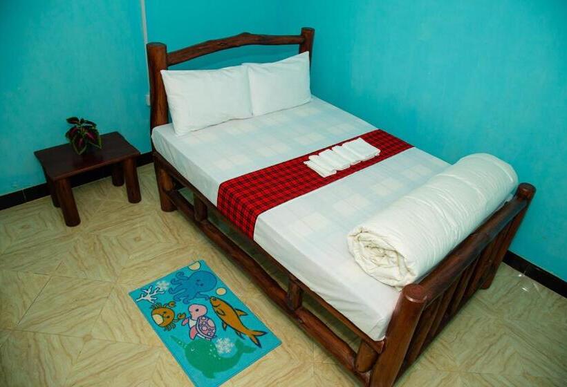 غرفة قياسية سرير كينج, Travellers Home