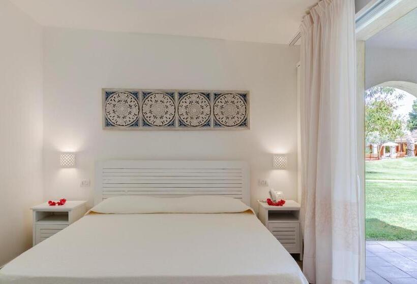 חדר דלוקס, Porto Pino Club