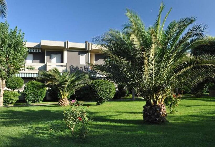 شقة غرفة واحدة مطلة على البحر, Trilocale In Residence Confinante Con La Spiaggia