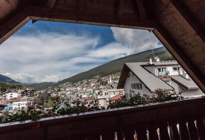 Четырехместный Номер Стандарт, Garni Villa Park