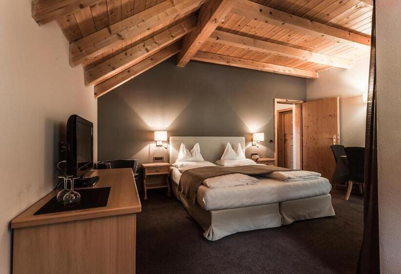 Четырехместный Номер Стандарт, Garni Villa Park