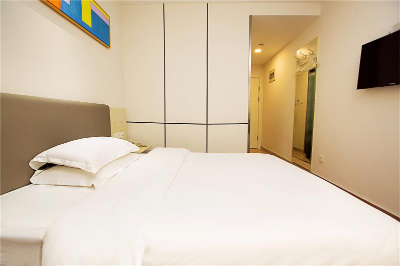 디럭스 룸 킹사이즈 침대, Hanting Zhengzhou Lvcheng Plaza