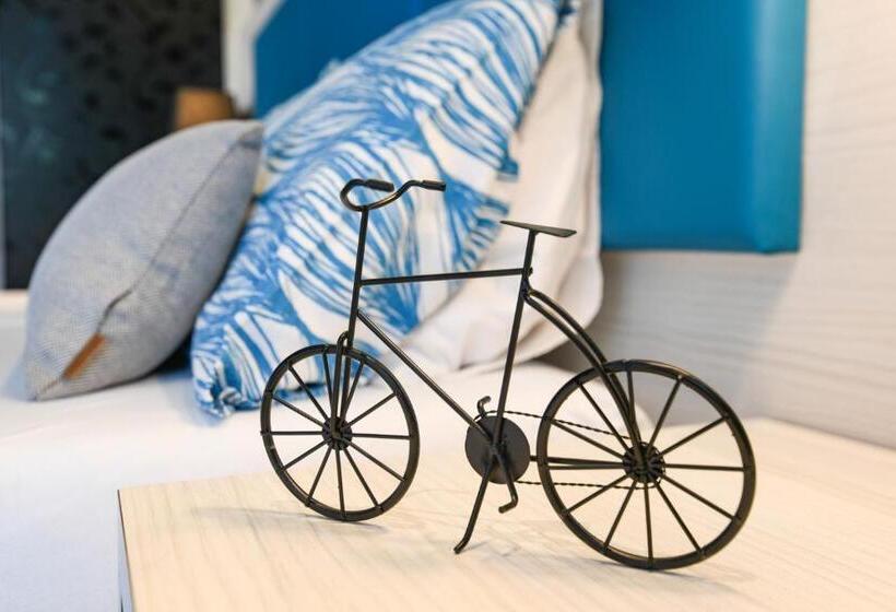 标准间带湖景, La Fiorita