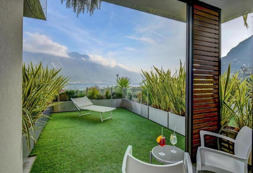 带河湖景观的轻年套房, La Fiorita