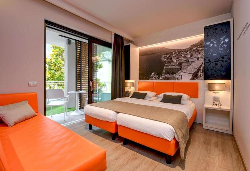 基本间, La Fiorita