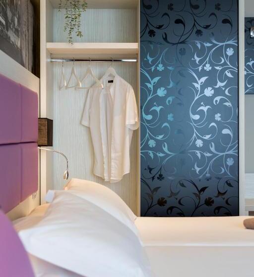 带按摩浴盆的套房, La Fiorita