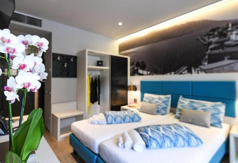 标准间带湖景, La Fiorita