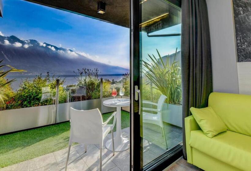 豪华湖景房, La Fiorita