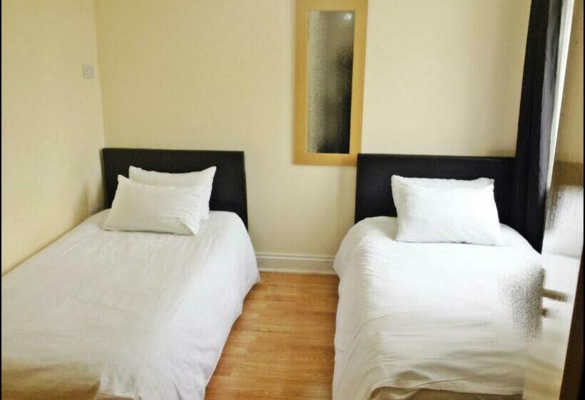 标准间, City View Hotel   Roman Road Market