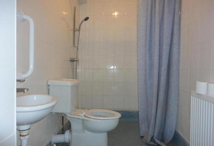 Номер Стандарт Трехместный, City View Hotel Roman Road Market