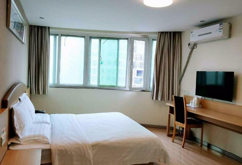 Номер Superior, 7days Inn Hengyang West Lake Park
