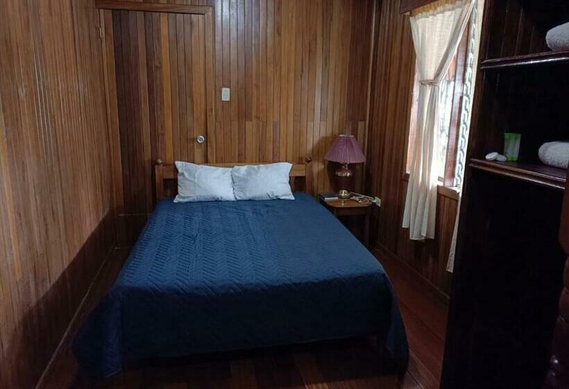 패밀리 룸, Bell Bird