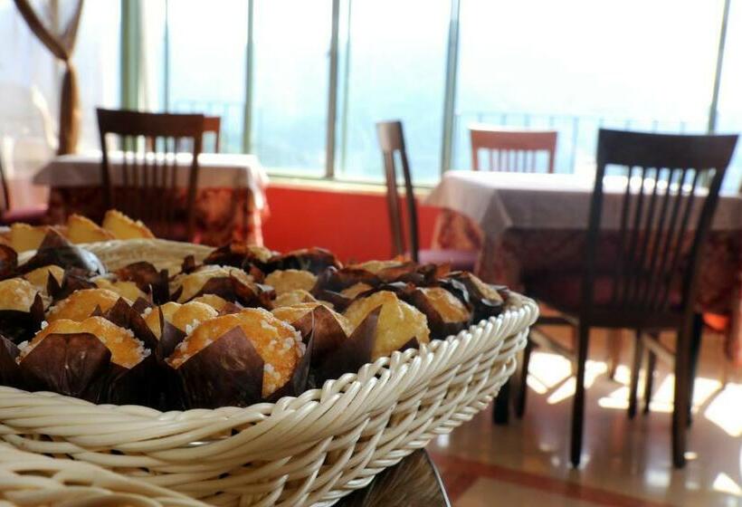 חדר דלוקס נוף לים, Garden