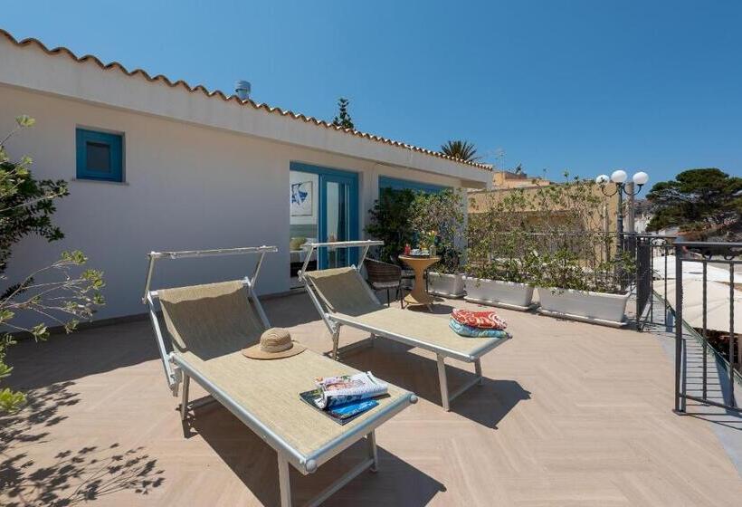 غرفة سوبيريور, Riviera