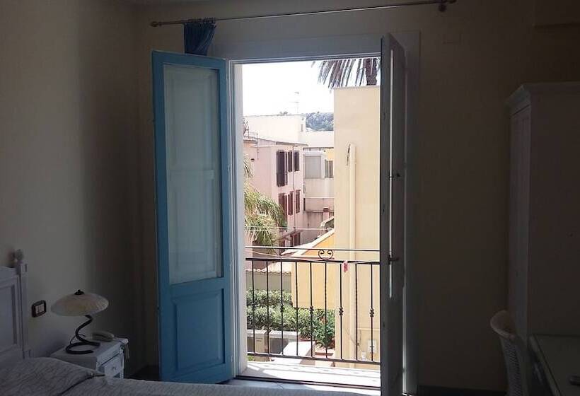 غرفة قياسية, Riviera