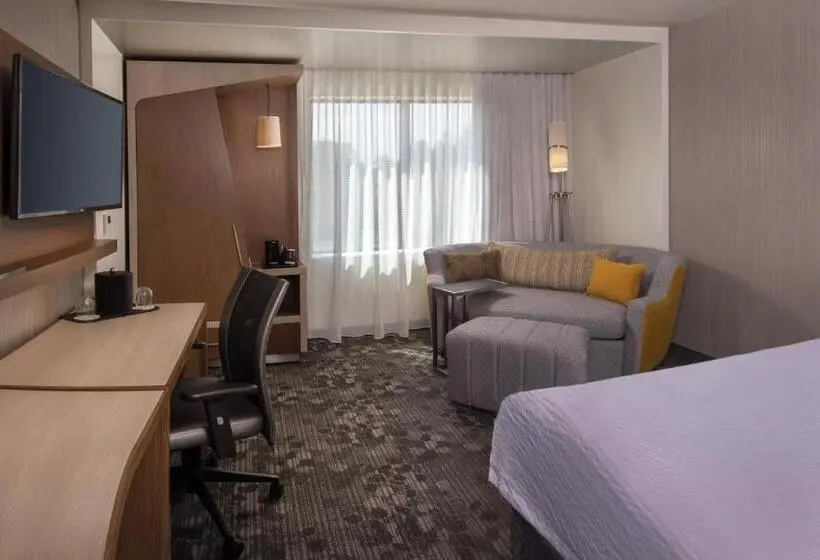 キングサイズベッドのスタンダードルーム, Courtyard By Marriott Hershey Chocolate Avenue