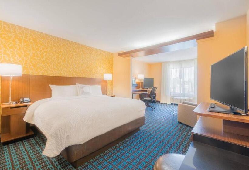 스위트 킹사이즈 침대, Fairfield Inn & Suites By Marriott Gaylord