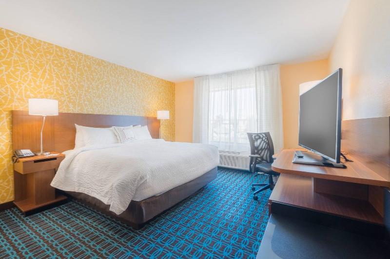 스위트 킹사이즈 침대, Fairfield Inn & Suites By Marriott Gaylord