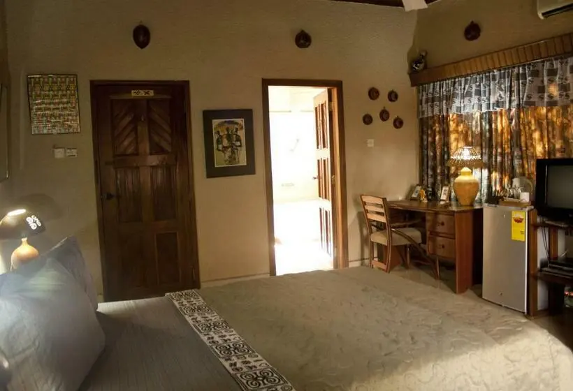 スーペリアールーム, Four Villages Inn