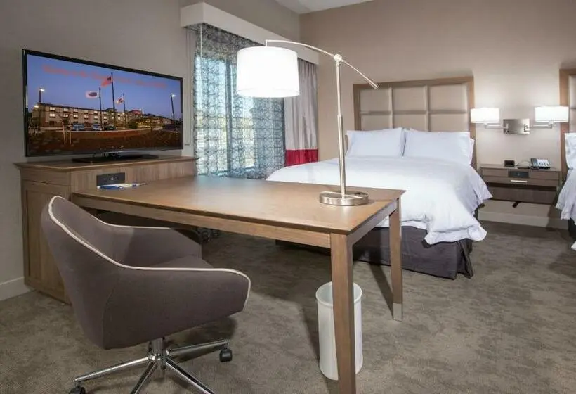 スタンダードスタジオ, Hampton Inn & Suites Buellton/santa Ynez Valley