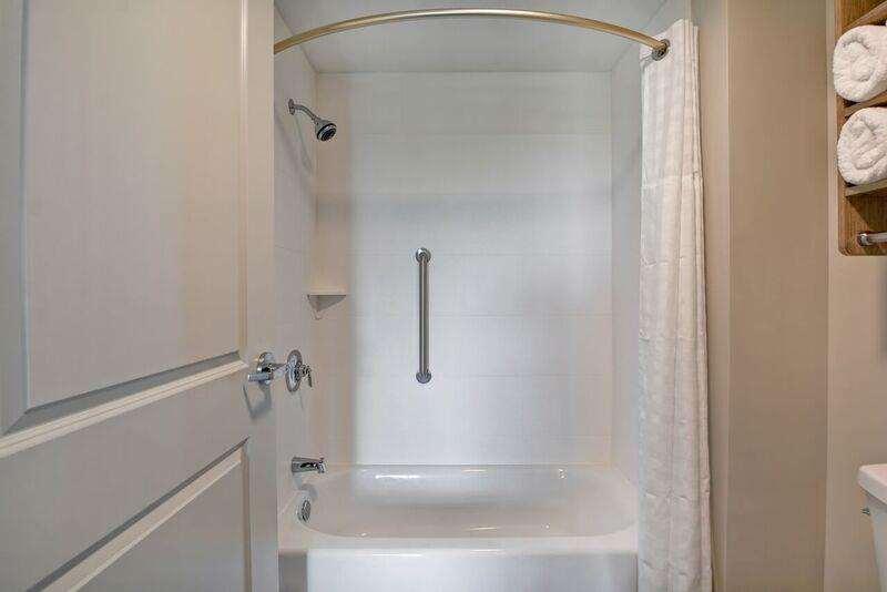 جناح مزوَّد بشرفة, Homewood Suites By Hilton New Hartford Utica