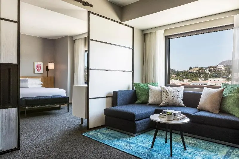 Sviitti, Kimpton Everly Hotel Hollywood, An Ihg