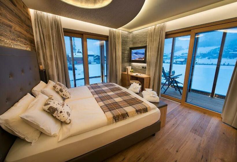 اتاق سوپریور با چشمانداز کوهستان, Roberta Alpine Adults Only