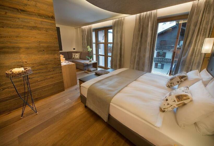 سوییت جونیور, Roberta Alpine Adults Only