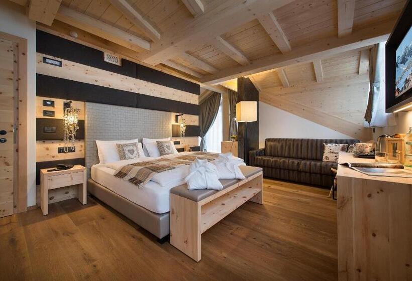 سوییت پرستیژ, Roberta Alpine Adults Only