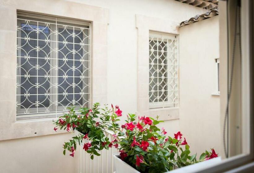 ファミリールーム, Palazzo Montalbano