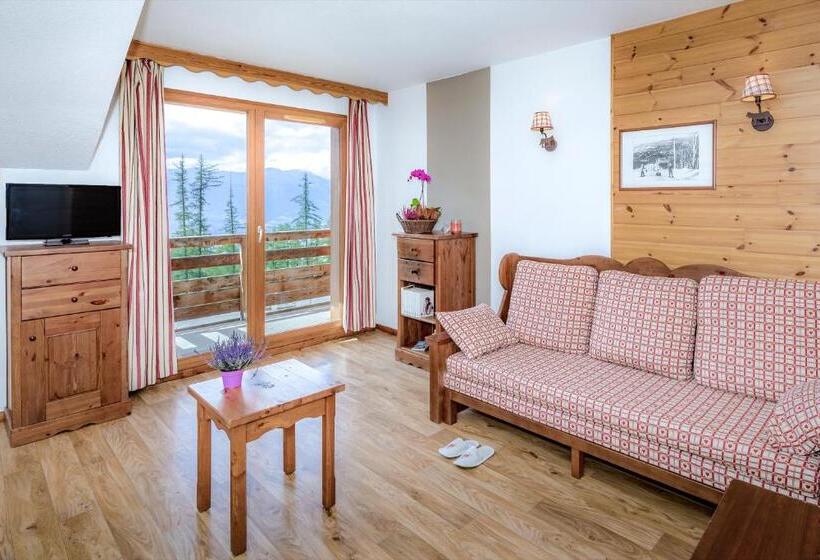 Standard Studio with Views, Hauts De Préclaux By Infini Mountain