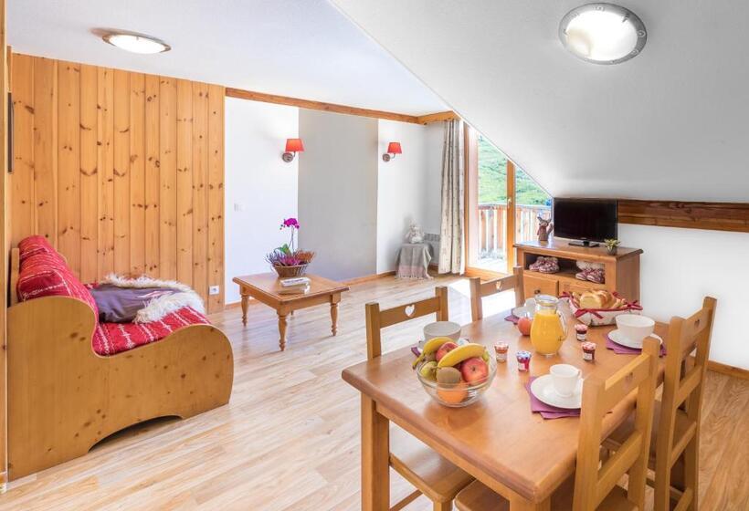 Standard Studio with Views, Hauts De Préclaux By Infini Mountain