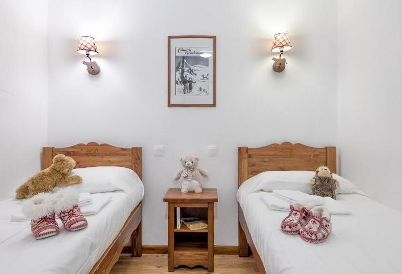2 Bedroom Apartment with Views, Hauts De Préclaux By Infini Mountain