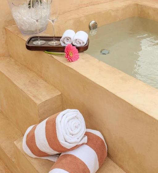 Premium room with terrace, Casona 61 By Guru