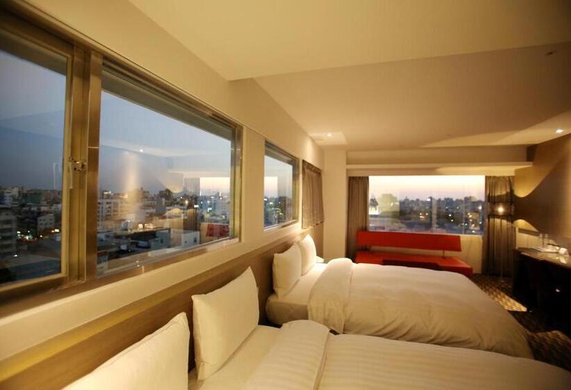 חדר דלוקס לארבעה, Chiayi Look