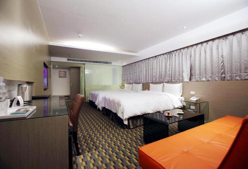 חדר דלוקס לארבעה, Chiayi Look