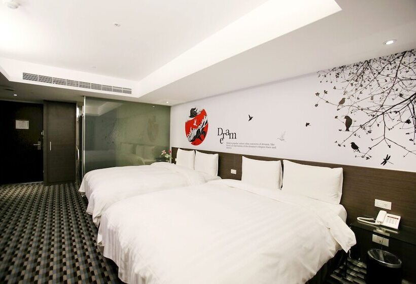 חדר סטנדרט לארבעה, Chiayi Look