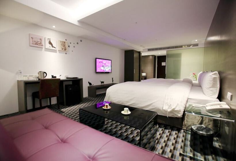 חדר דלוקס לארבעה, Chiayi Look