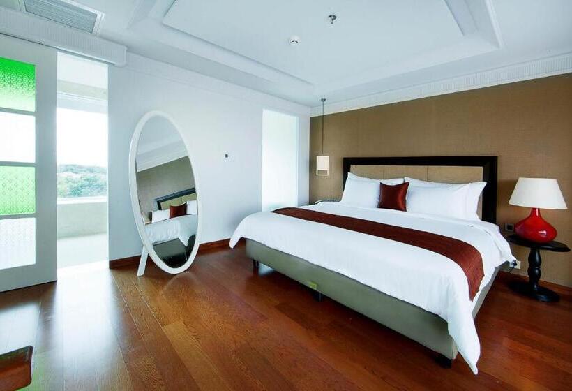 Королевский Номер, De Paviljoen Bandung