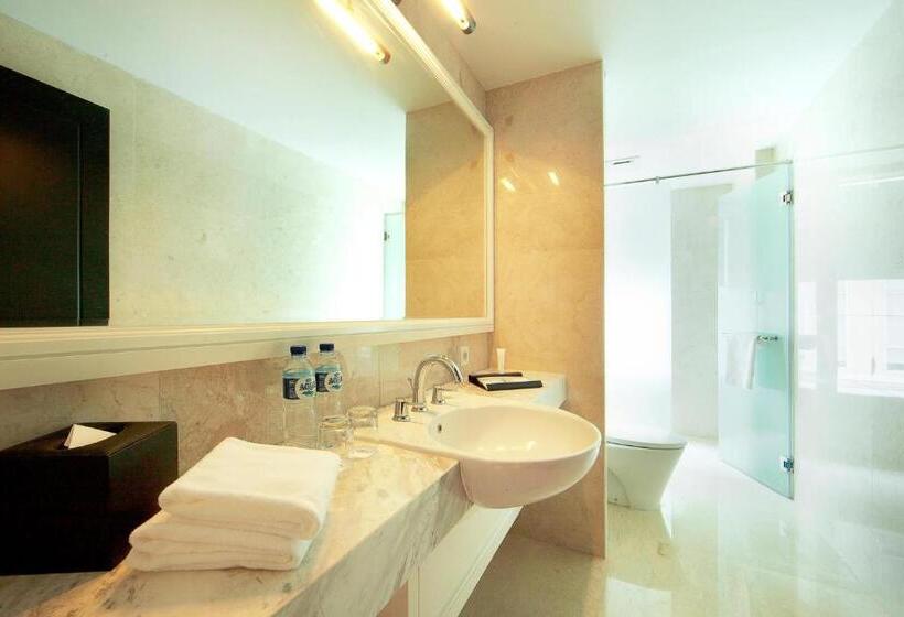 Королевский Номер, De Paviljoen Bandung